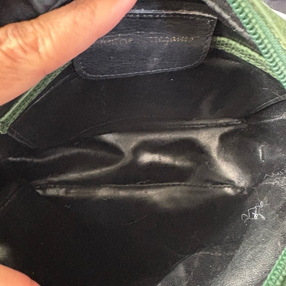 Vintage Salvatore Ferragamo Green Lizard Embossed Leather Vara Bow Crossbody Bag - Picture 6 of 7